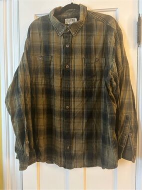 Duluth Trading Co Olive and Black Plaid Button-Down Shirt